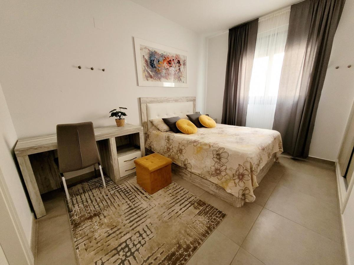 Villa Amalia 25 Torrevieja Exterior photo